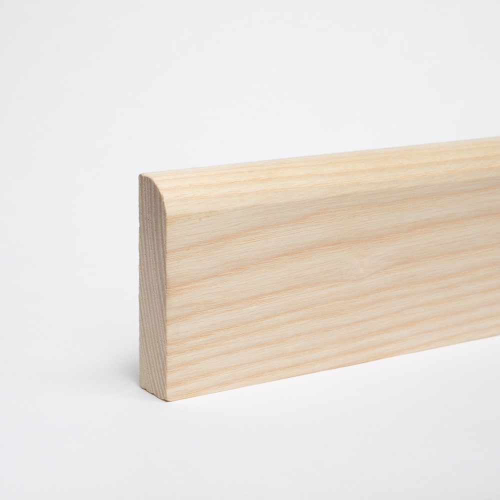 30 lfm Massivholz-Sockelleiste 60 x 15mm abgerundet - Esche