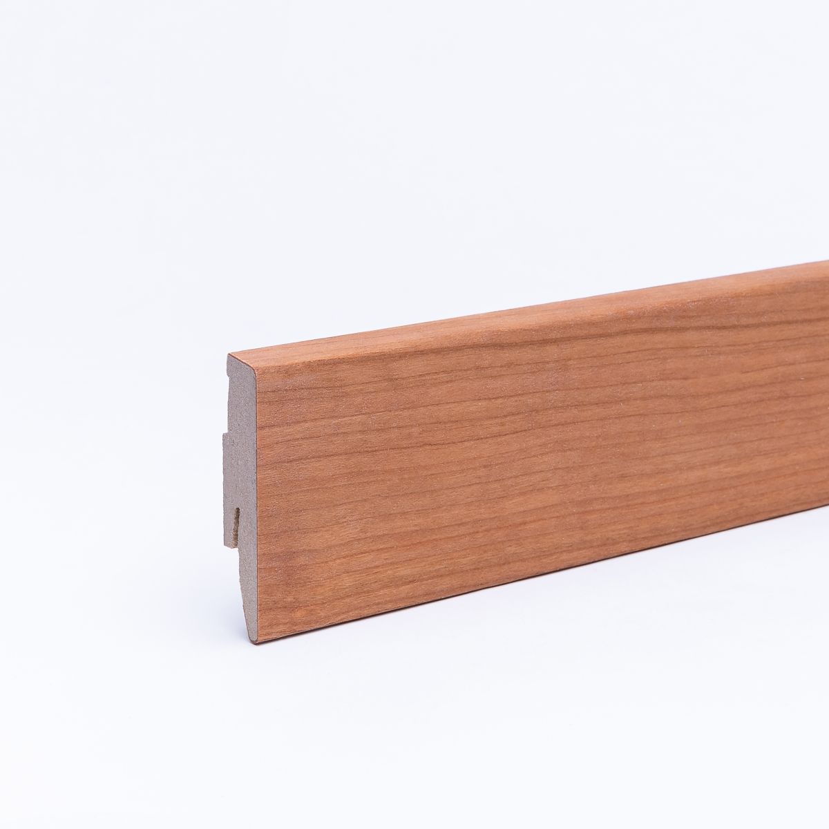 Furnier-Sockelleiste 60 mm Kirschbaum geölt